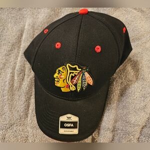 NWT Black Chicago Blackhawks Adjustable Cap with Colorful Embroidery.
